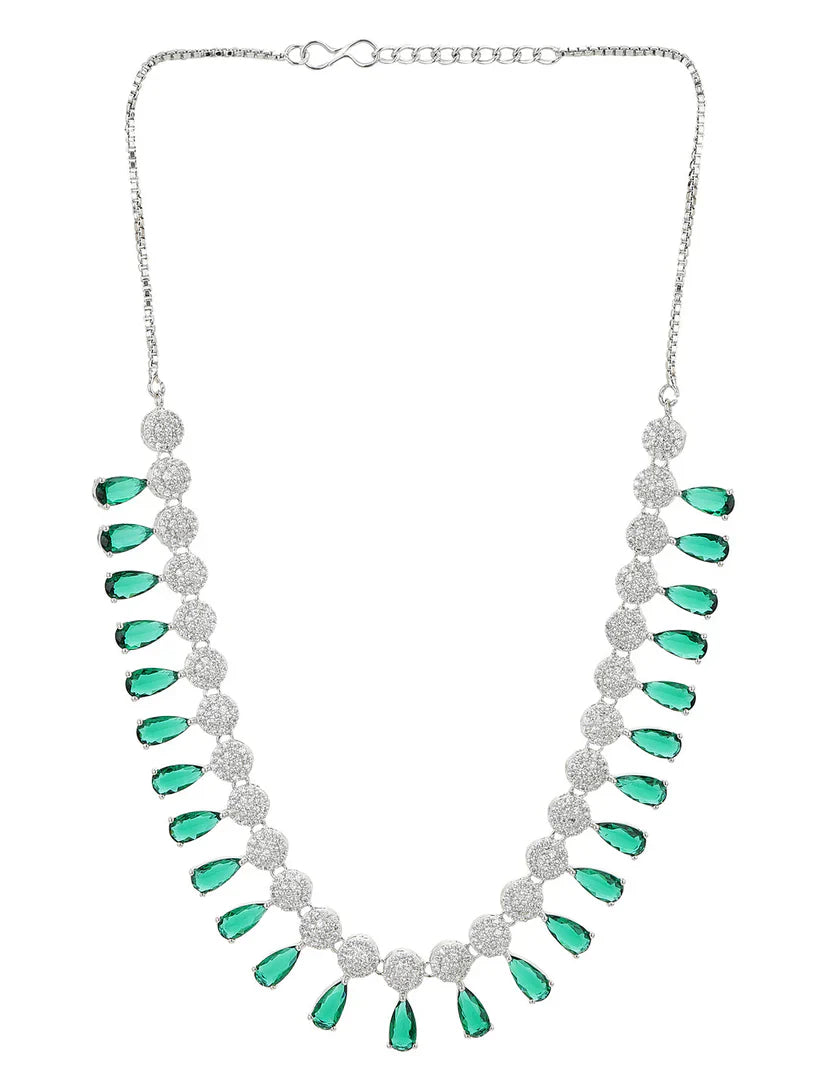 Luxury & Fashionable Silver Necklace Set