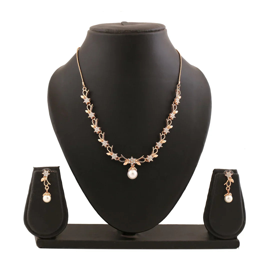 Luxury & Fashionable Pearls Designer Necklace Set